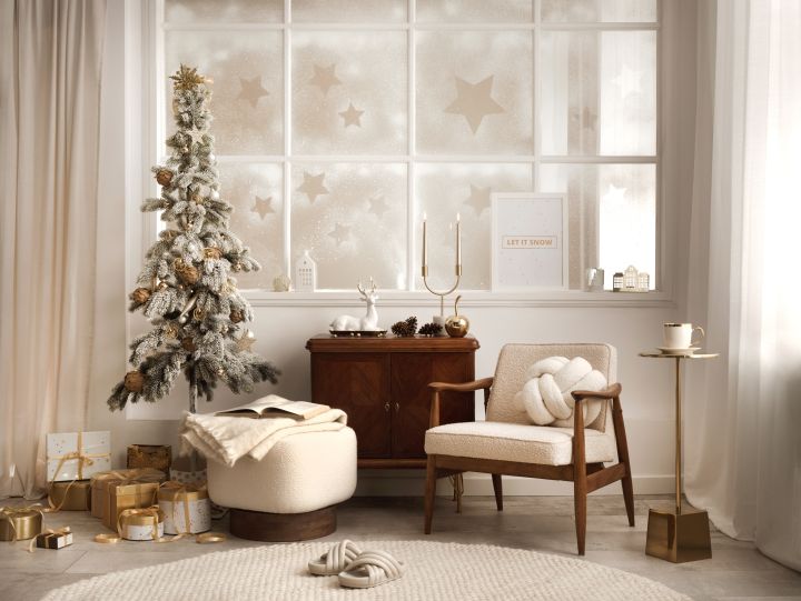 Weihnachtsdeko in weiß